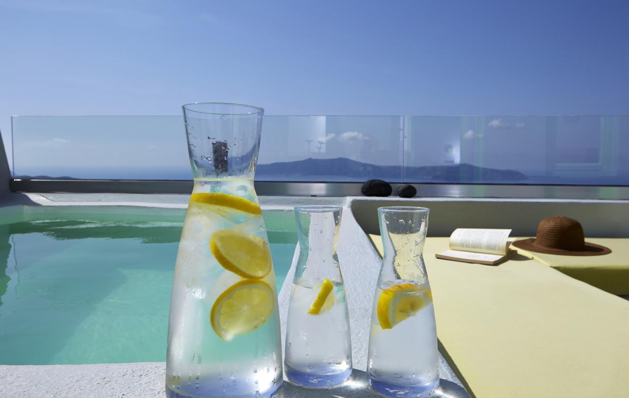 On The Cliff Otel
