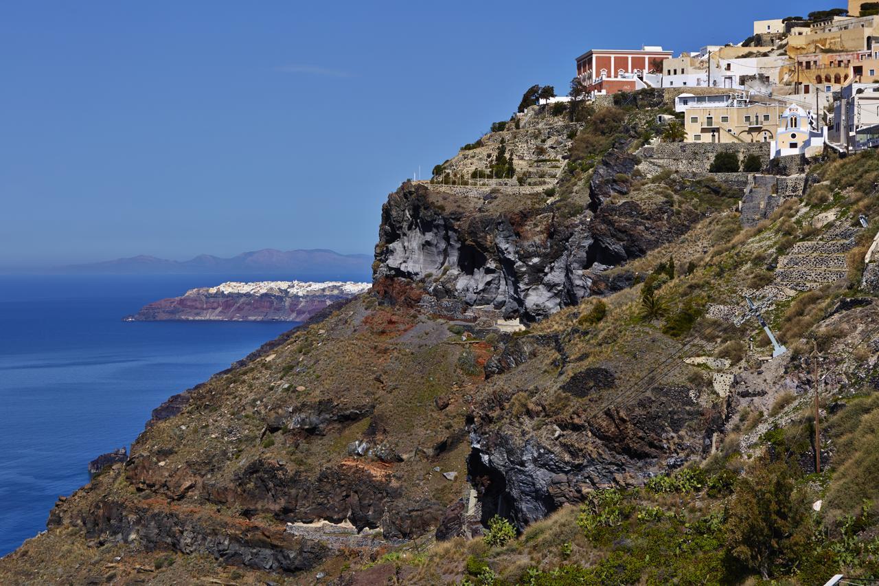 Otel On The Cliff 4*