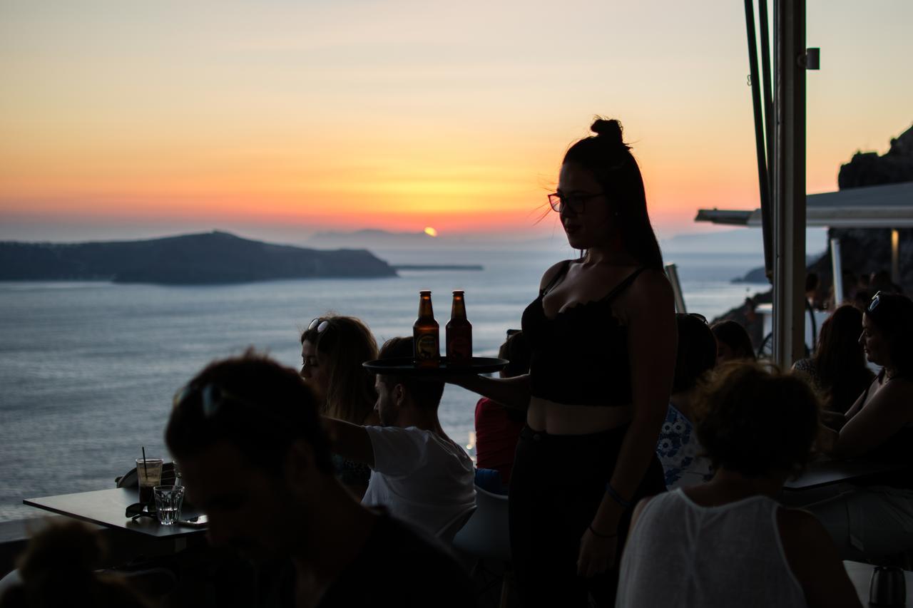 On The Cliff Otel