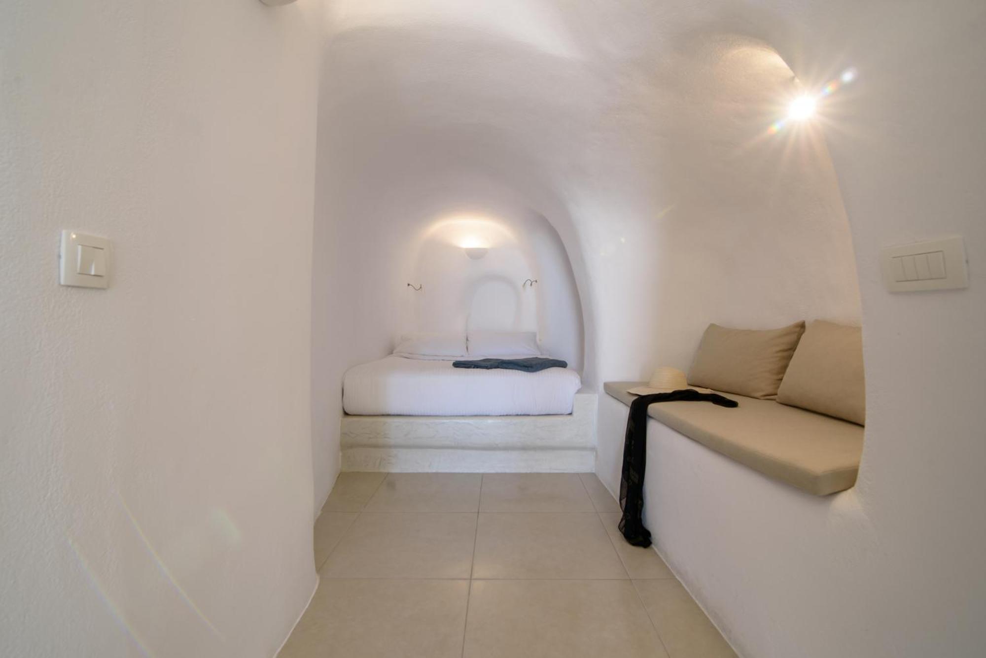 Hotel On The Cliff Fira (Santorini)